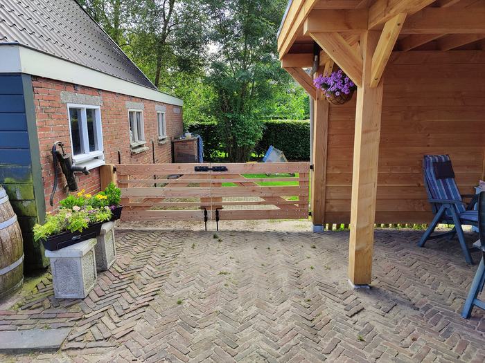 Boerenpoort op het erf